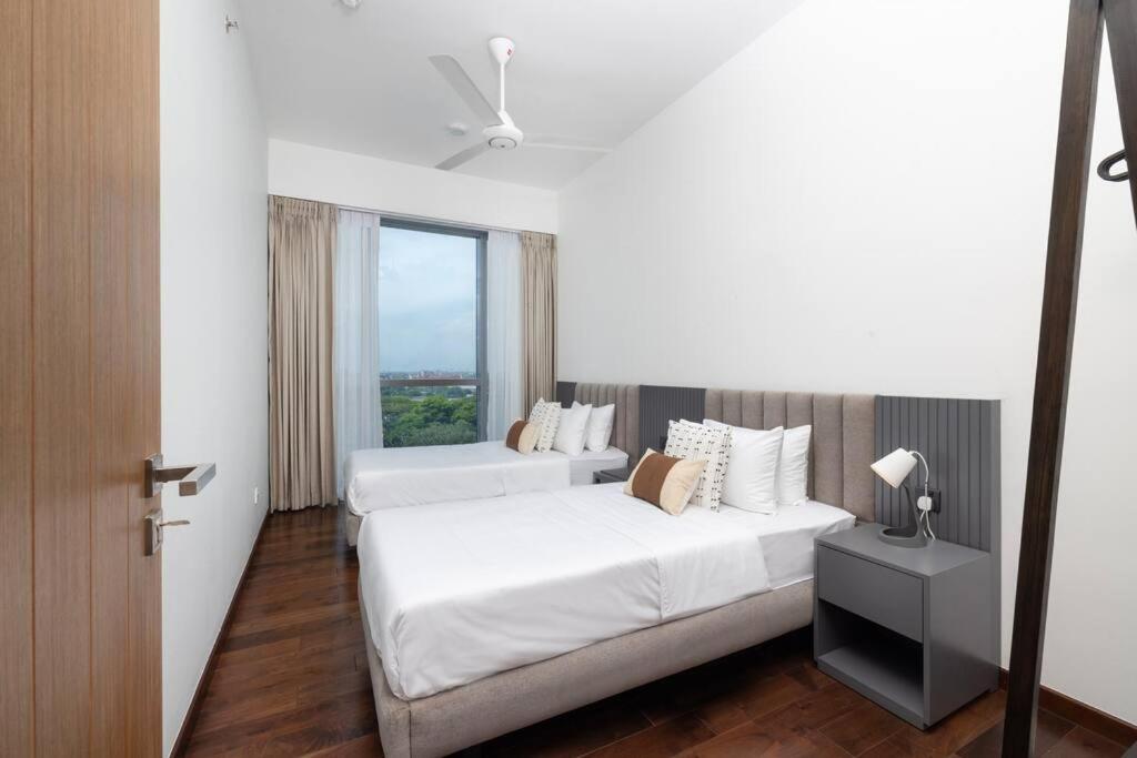 Twin Peaks Residence Colombo Exterior photo